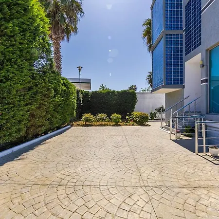 Amazing With Free Parking By Pikhost Appartement Golem (Tirana)