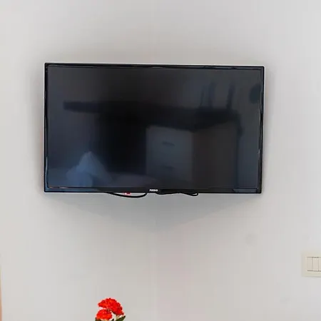 Amazing With Free Parking By Pikhost Appartement