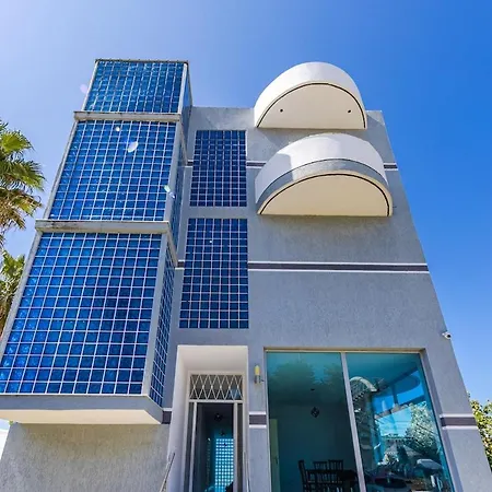 Amazing With Free Parking By Pikhost *