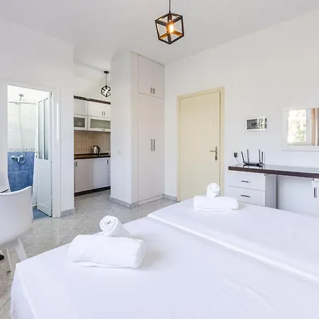 Appartement Amazing With Free Parking By Pikhost