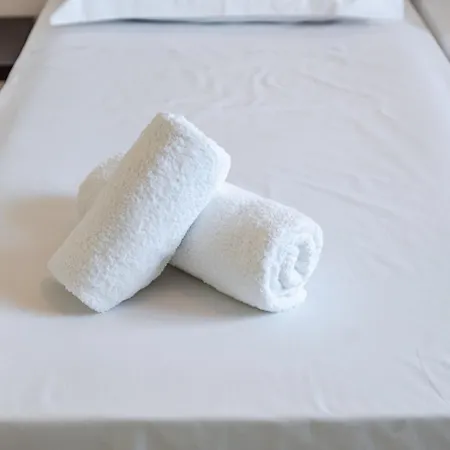 Amazing With Free Parking By Pikhost Apartment *